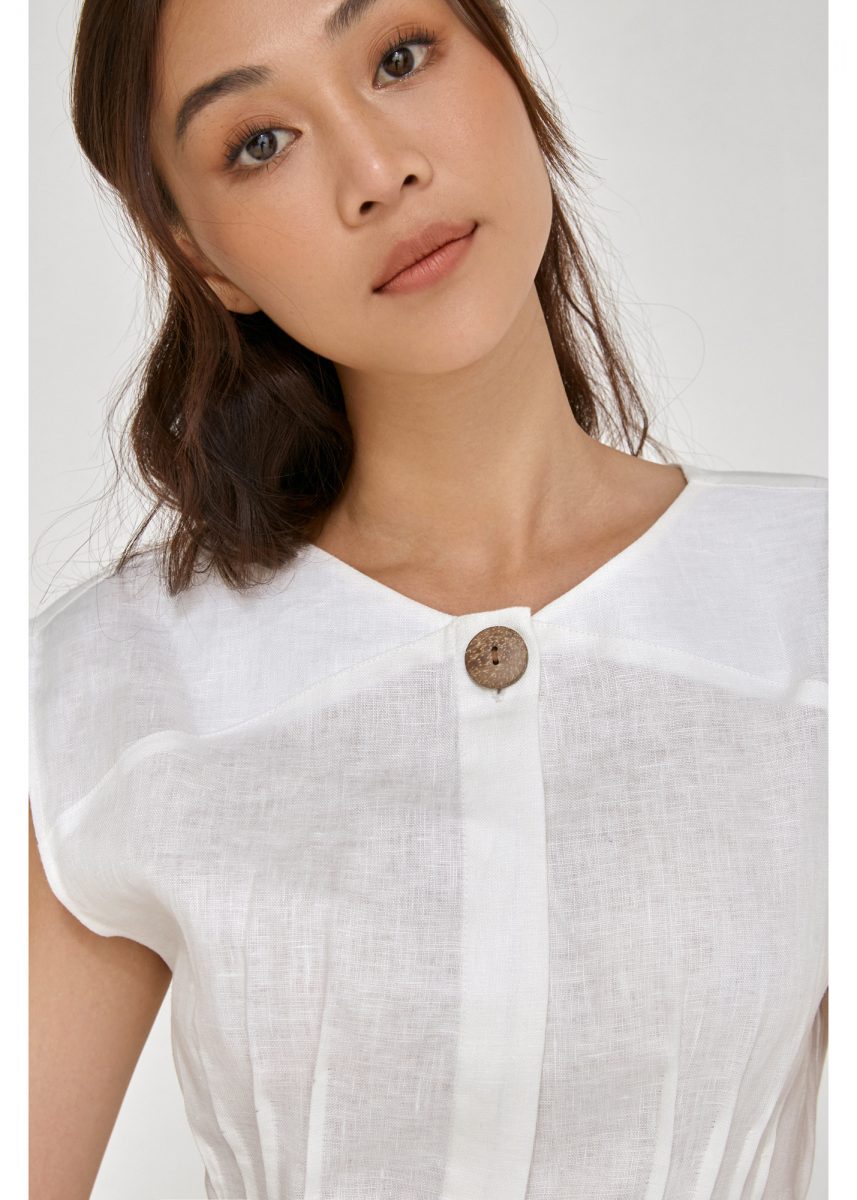 Áo Trắng Một Nút